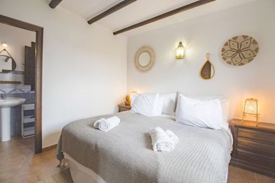 holiday-apartment-iznajar-andalusia-2.2