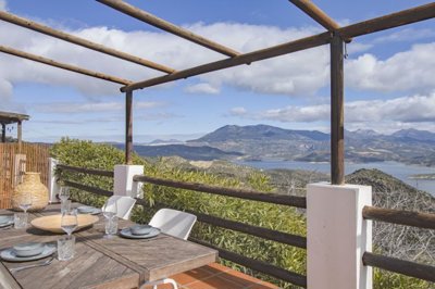 holiday-apartment-iznajar-andalusia-2.6