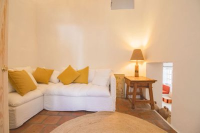 Comares-Malaga-Townhouse-Garden-1