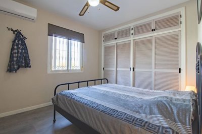 Sayalonga-Malaga-Villa-Pool-Beach-12