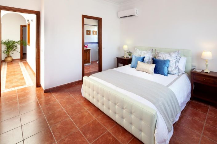 Image No.12-Maison de ville de 5 chambres à vendre à Ronda