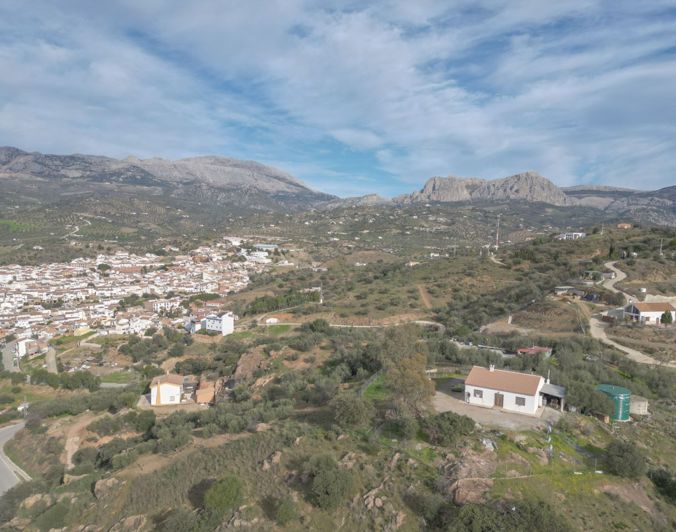 Image No.3-Propriété de 4 chambres à vendre à Ríogordo