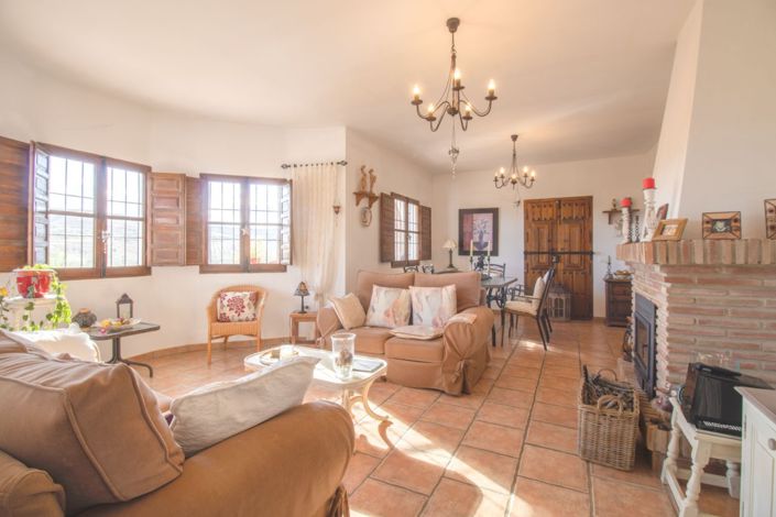 Image No.9-Propriété de 3 chambres à vendre à Periana