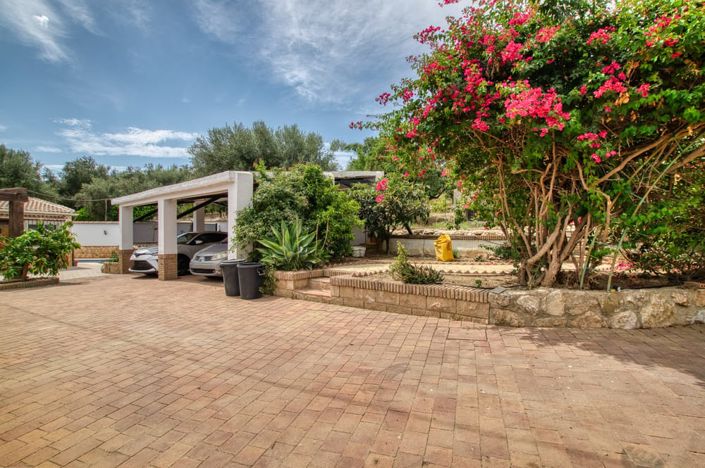 Image No.9-Villa de 4 chambres à vendre à Periana