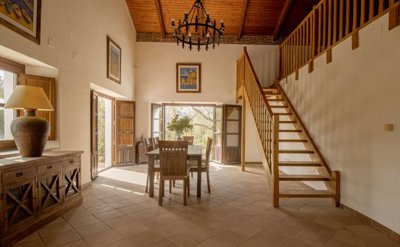 COM2507CH--dining-2.1