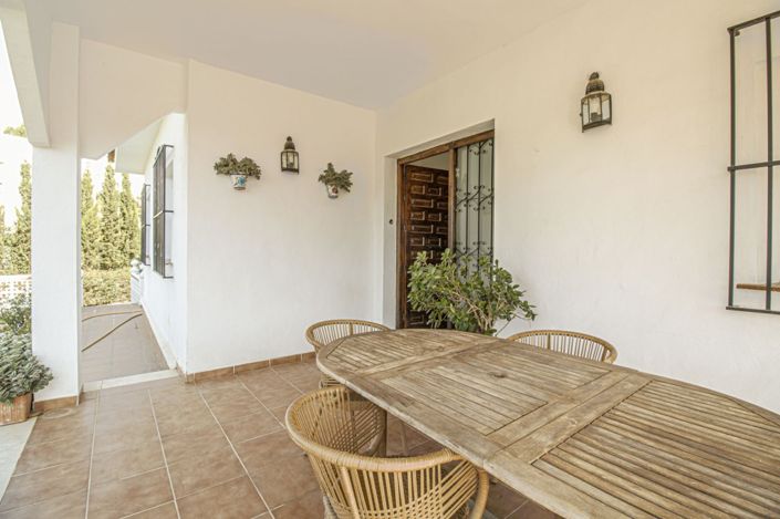 Image No.4-Villa de 9 chambres à vendre à Ríogordo