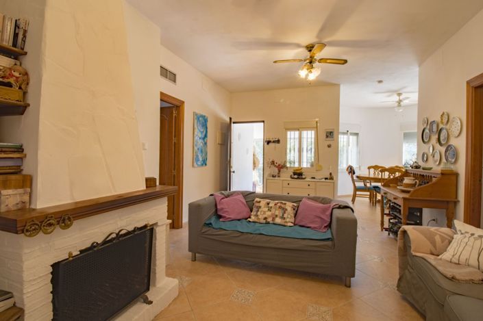 Image No.7-5 Bed Property for sale