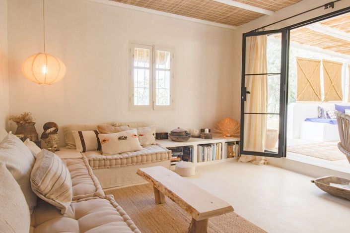 Image No.20-3 Bed Property for sale