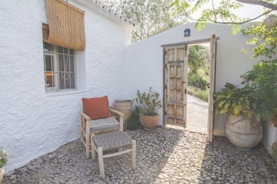 Cortijo-Pool-Guesthouse-Riogordo-Malaga-Holiday-Rental30