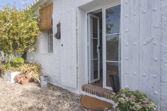 Image No.7-3 Bed Property for sale