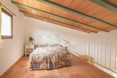 Casabermeja-Holidayhome-Pool-Malaga-Countryhome10