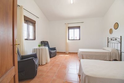 Casabermeja-Holidayhome-Pool-Malaga-Countryhome4