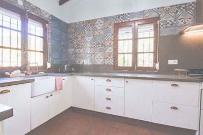 Riogordo-Countyhome-Pool-Jacuzzi-Garden-Holiday-Guesthouse5