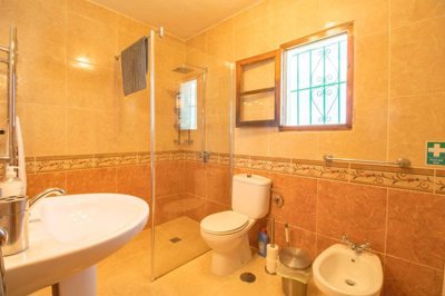 Comares-Countryhome-Holidayhome-Pool-Holiday8