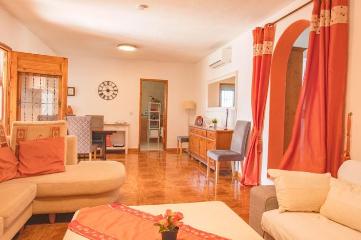 Image No.9-3 Bed Property for sale