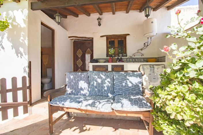 Image No.16-3 Bed Townhouse for sale