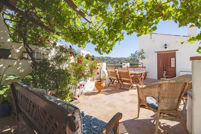 Image No.3-3 Bed Townhouse for sale