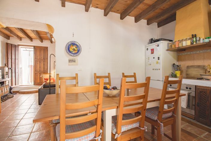 Image No.8-3 Bed Townhouse for sale