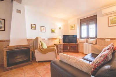 Colmenar-Townhouse-Patio-Malaga4
