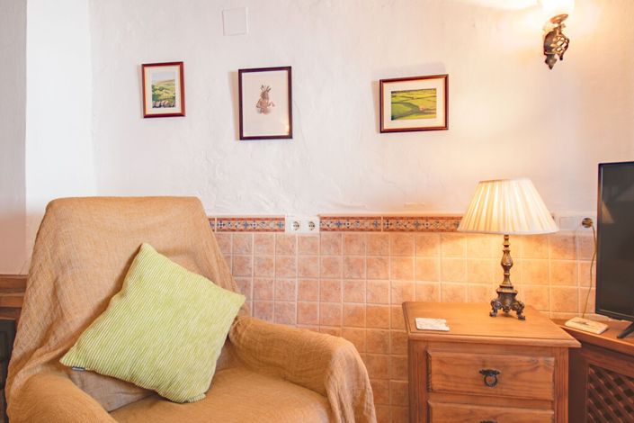 Image No.8-2 Bed Townhouse for sale