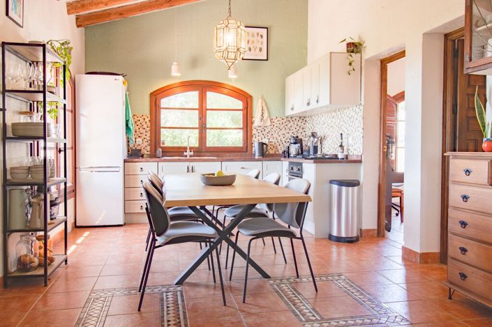 Image No.20-3 Bed Property for sale
