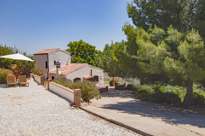 Image No.6-3 Bed Property for sale