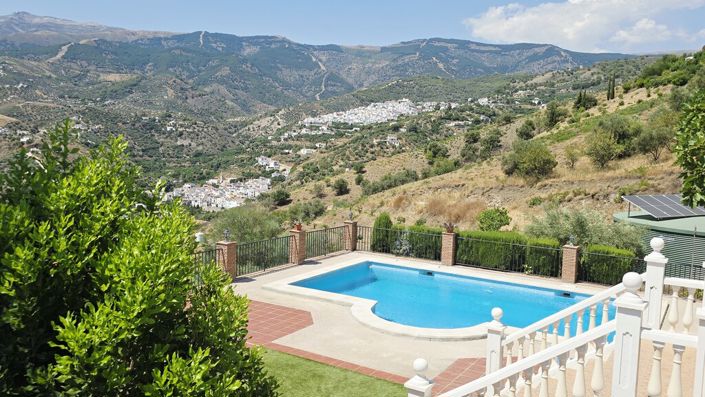Image No.6-5 Bed Property for sale