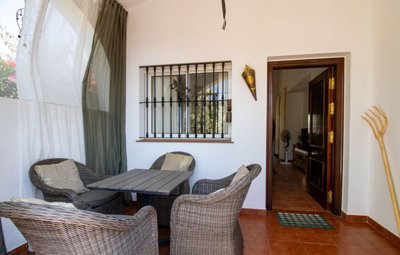villa-for-sale-mondron-periana-3-bed-large-pool-29