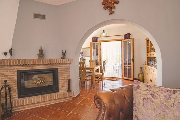 Image No.11-3 Bed Property for sale