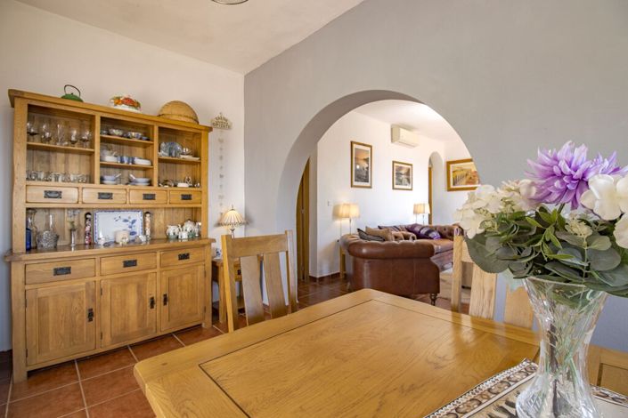 Image No.13-3 Bed Property for sale