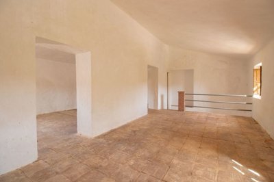 renovation-project-cortijo-riogordo-courtyard-semi-detached-facade-Malaga-11