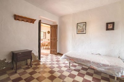renovation-project-cortijo-riogordo-courtyard-semi-detached-facade-Malaga-5