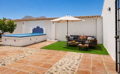 Riogordo-Villa-Pool-Olivegrove-Views-Holidayhome37
