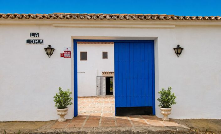 Image No.5-5 Bed Property for sale