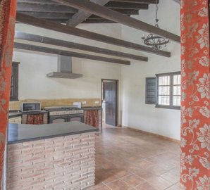 RG2535CH-Kitchen2