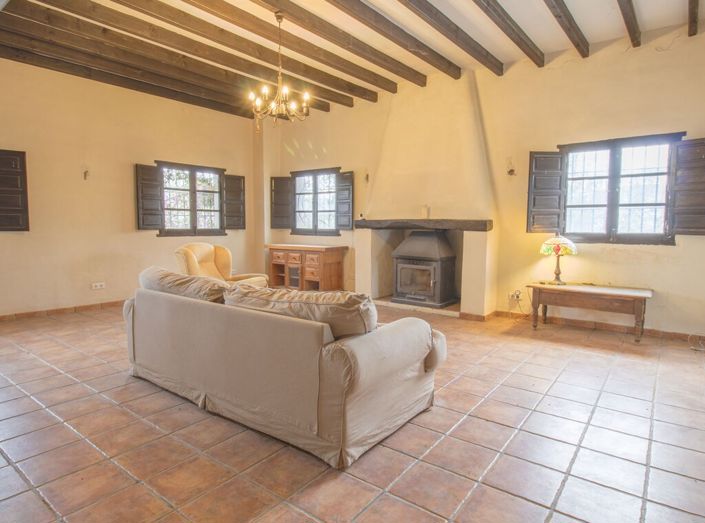Image No.2-3 Bed Property for sale