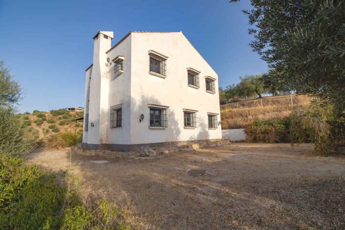 Image No.5-3 Bed Property for sale