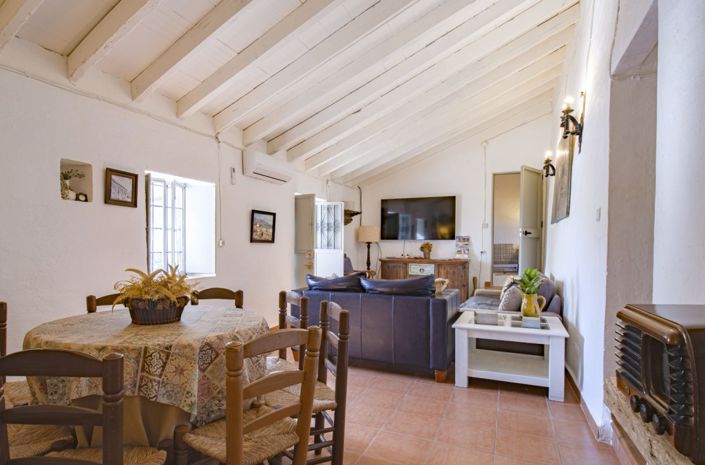 Image No.13-5 Bed Property for sale