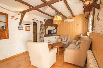 Jaen-Andalucia-Holidayhome-Farm-Pool-Rental-12.jpg