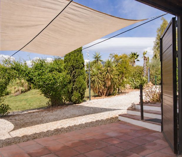 Image No.20-7 Bed Property for sale