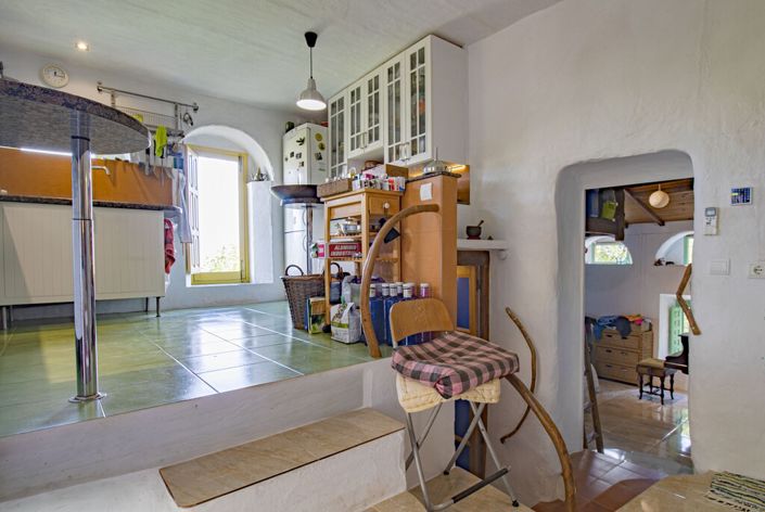 Image No.5-2 Bed Property for sale