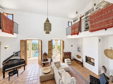 exclusive-country-estate-alcaucin-axarquia-04.jpg