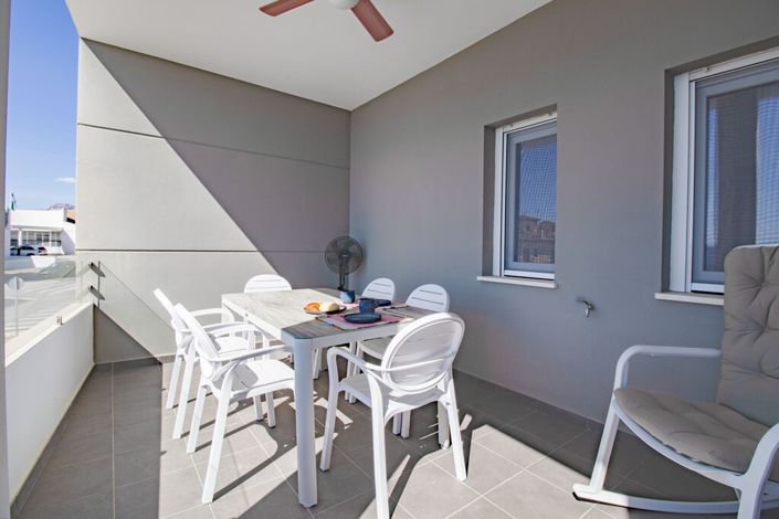 Image No.17-3 Bed Townhouse for sale