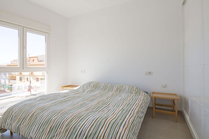 Image No.20-3 Bed Townhouse for sale