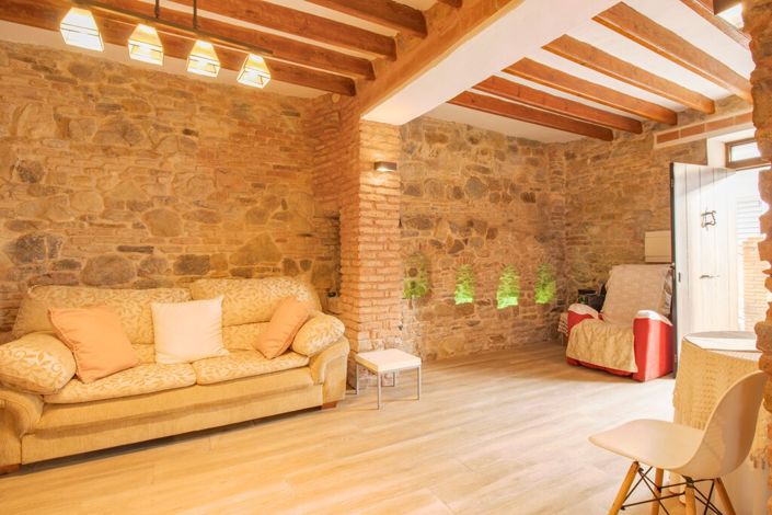 Image No.8-4 Bed Townhouse for sale