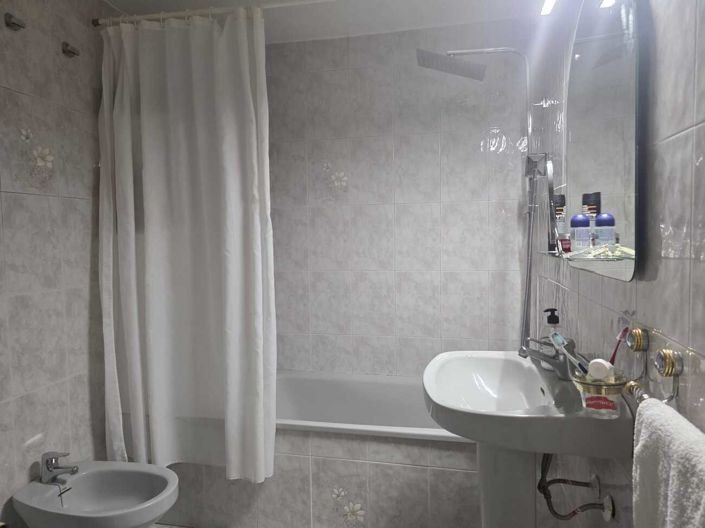 Image No.10-3 Bed Townhouse for sale