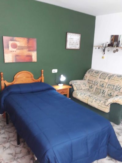 Image No.19-3 Bed Townhouse for sale