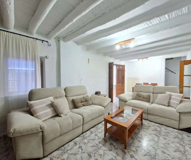 Image No.3-3 Bed Townhouse for sale