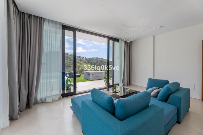 Image No.25-6 Bed Villa for sale