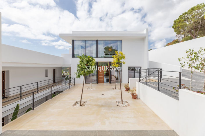 Image No.36-6 Bed Villa for sale